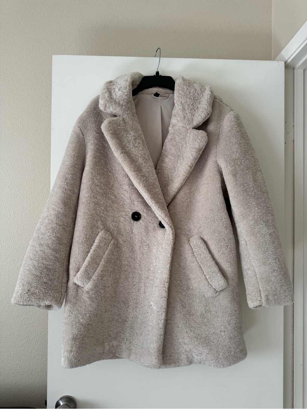 H&M Women's Plush Teddy Coat in Light Beige